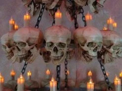 "Five-Tiered Life-Size Skull Chandelier With 60 Skulls" Haunted House Lighting -Thehorrordome Horror Props Verkoop five tiered life size skull chandelier with 60 skulls haunted house lighting 23696488001