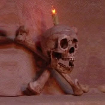 "Skull/Femur Bone Wall Sconce" Haunted House Lighting 4 "Skull/Femur Bone Wall Sconce" Haunted House Lighting - Image 4